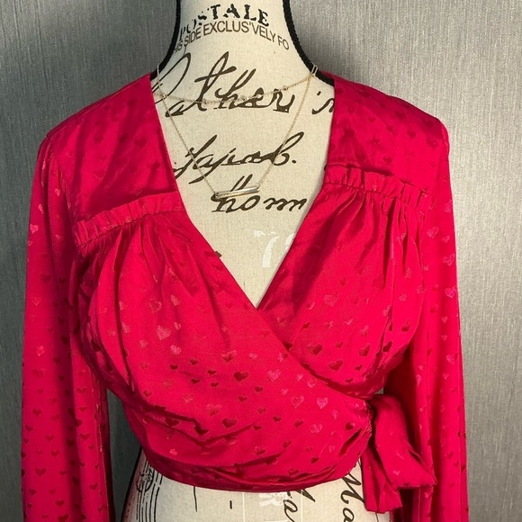 NWOT Elegant Pink Wrap Blouse Size Small - Picture 3 of 16